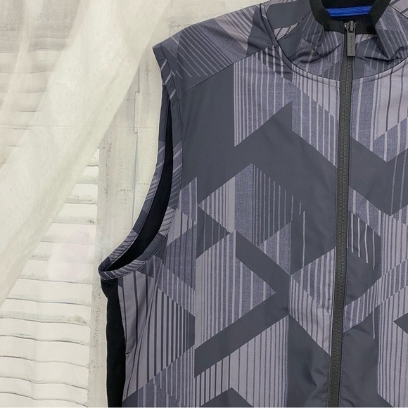 Perry Ellis Black Gray Full Zip Vest Motion Softshell Performance Jacket NEW - Picture 3 of 13